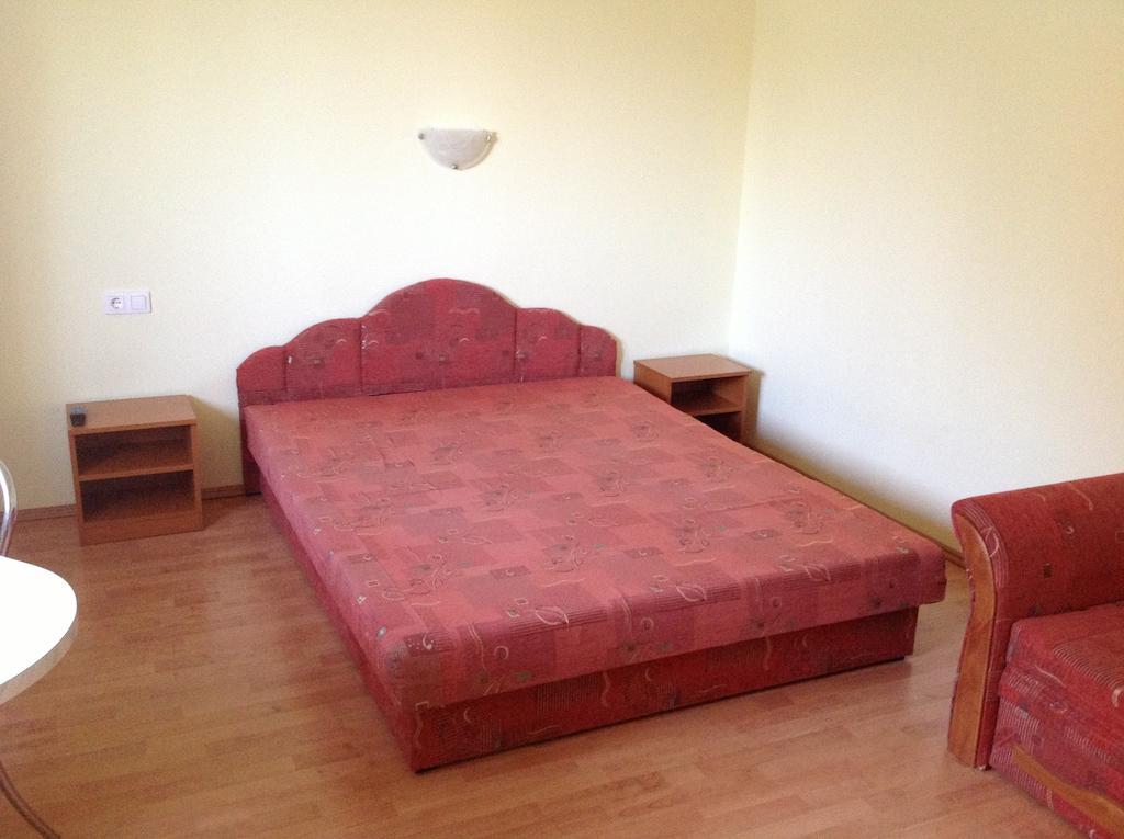 Majnar Villa Apartmanhaz Bogács Kamer foto